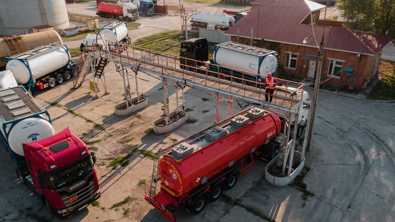 Техническое оборудование для безопасной перевозки опасных грузов
